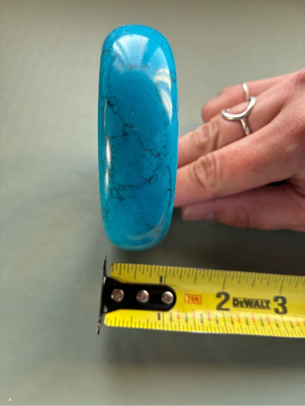 Turquoise Howlite Style Stone Bangle Bracelet 1” Wide Blue Veined Chunky